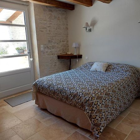 Suite De Charme Dans Une Maison Charentaise Cozes Екстер'єр фото