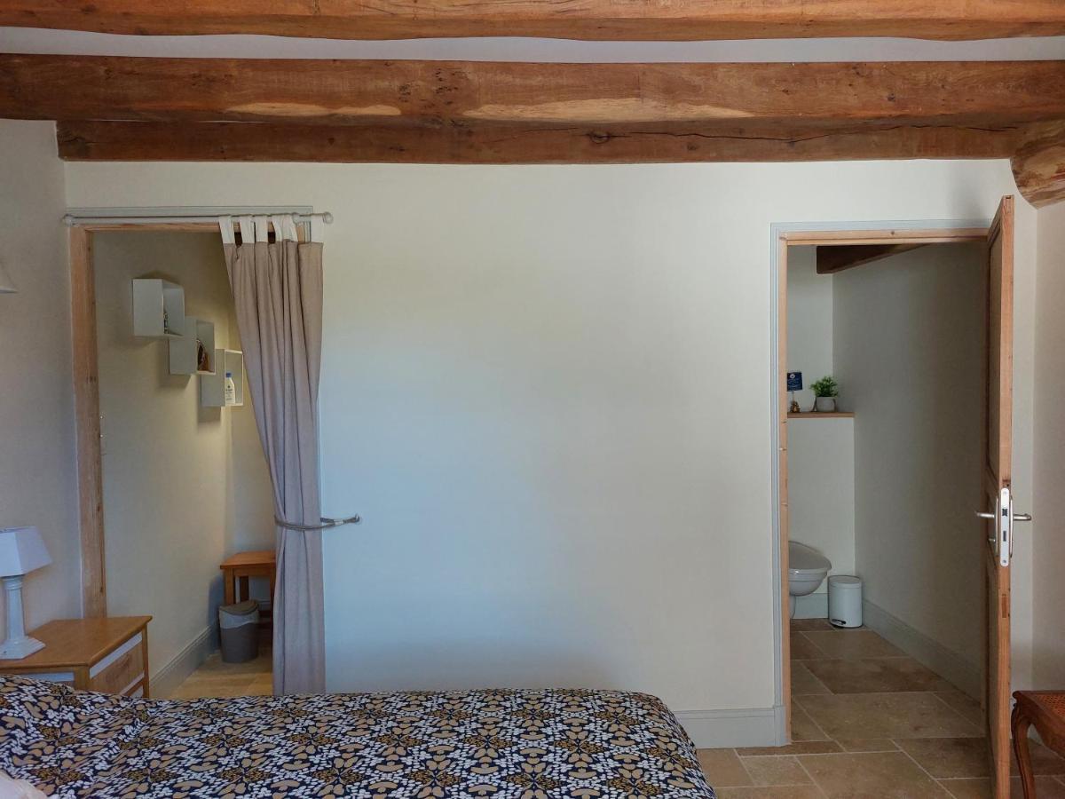 Suite De Charme Dans Une Maison Charentaise Cozes Екстер'єр фото